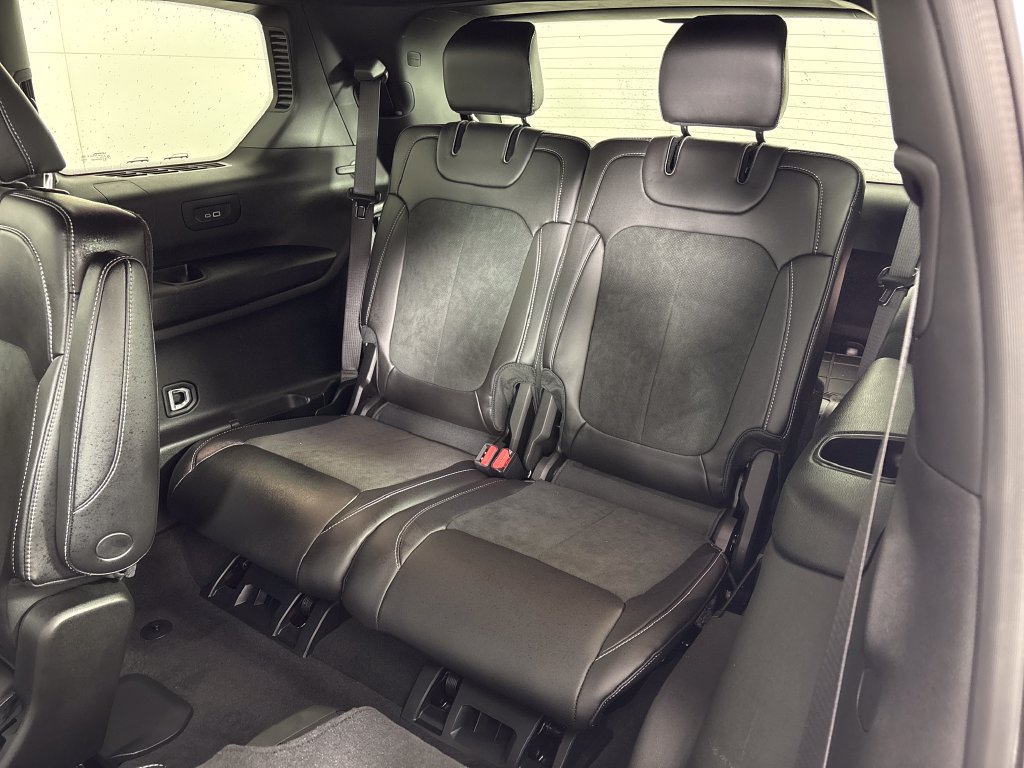 Used 2025 Jeep Grand Cherokee L Altitude RWD image 30