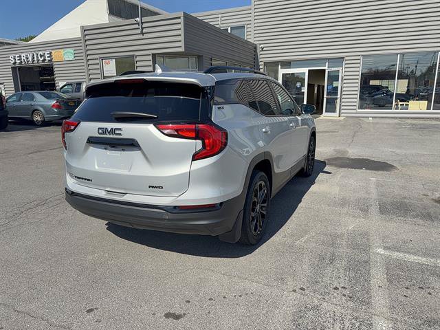 Used 2020 GMC Terrain SLT w/ Preferred Package AWD/4WD image 10