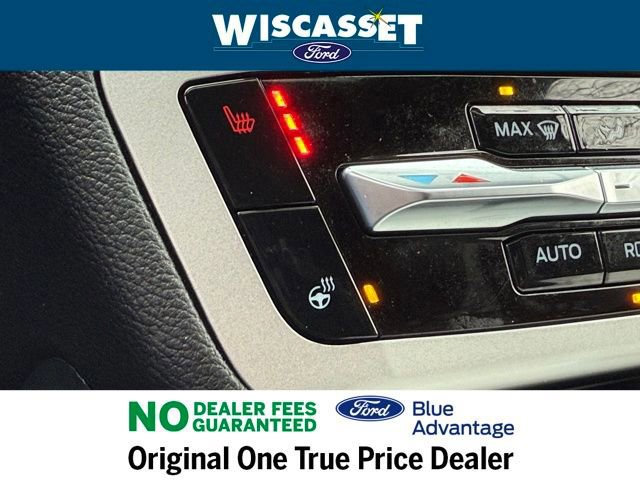 Certified 2022 Ford Explorer XLT w/ Equipment Group 202A image 19