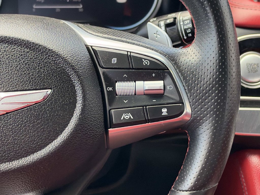 Used 2023 Genesis G70 2.0T w/ Sport Prestige Package RWD image 14