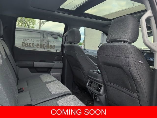 Certified 2024 Ford F250 XLT w/ Black Appearance Package AWD/4WD image 9