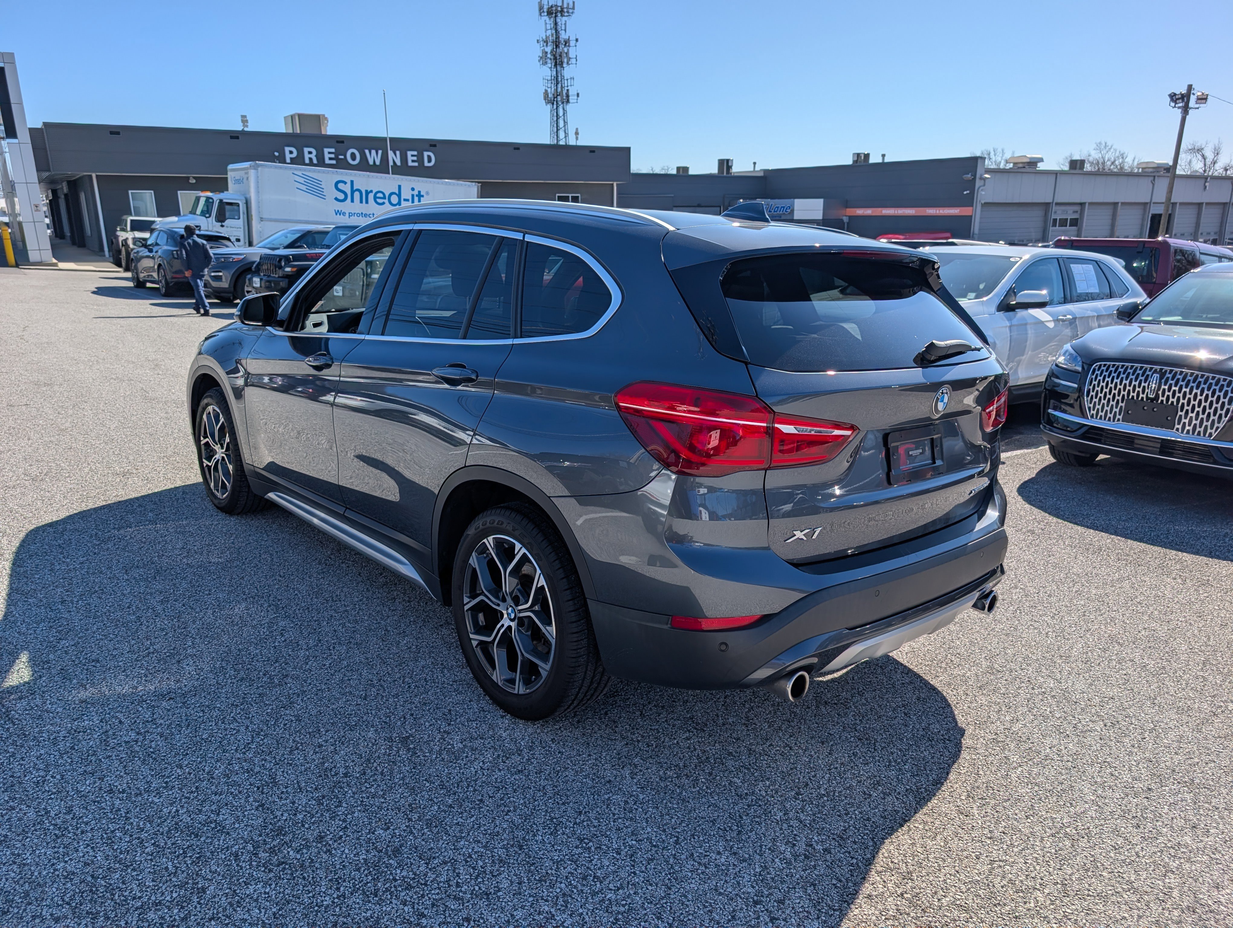 Used 2020 BMW X1 xDrive28i image 5