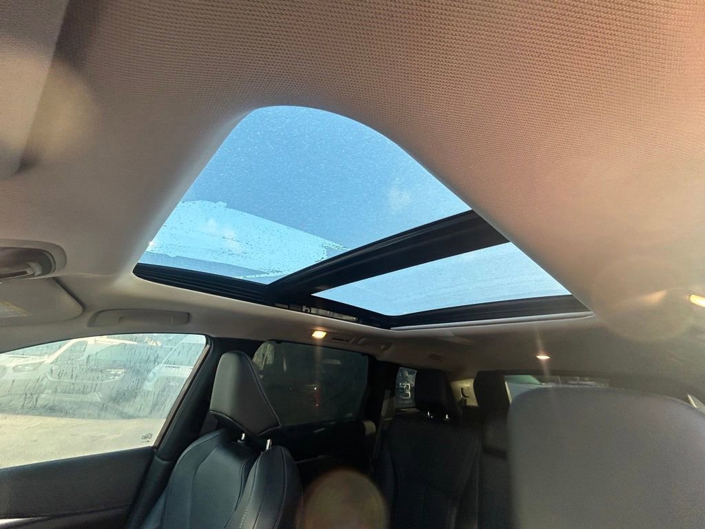 Used 2023 INFINITI QX60 Sensory w/ Cargo Package image 11