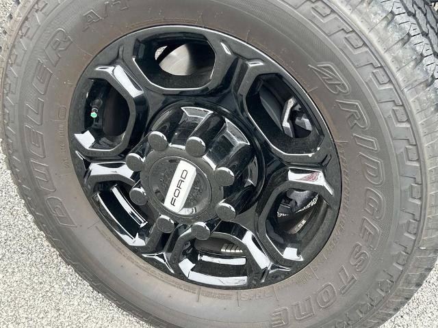 Certified 2025 Ford F250 XL w/ STX Appearance Package AWD/4WD image 13