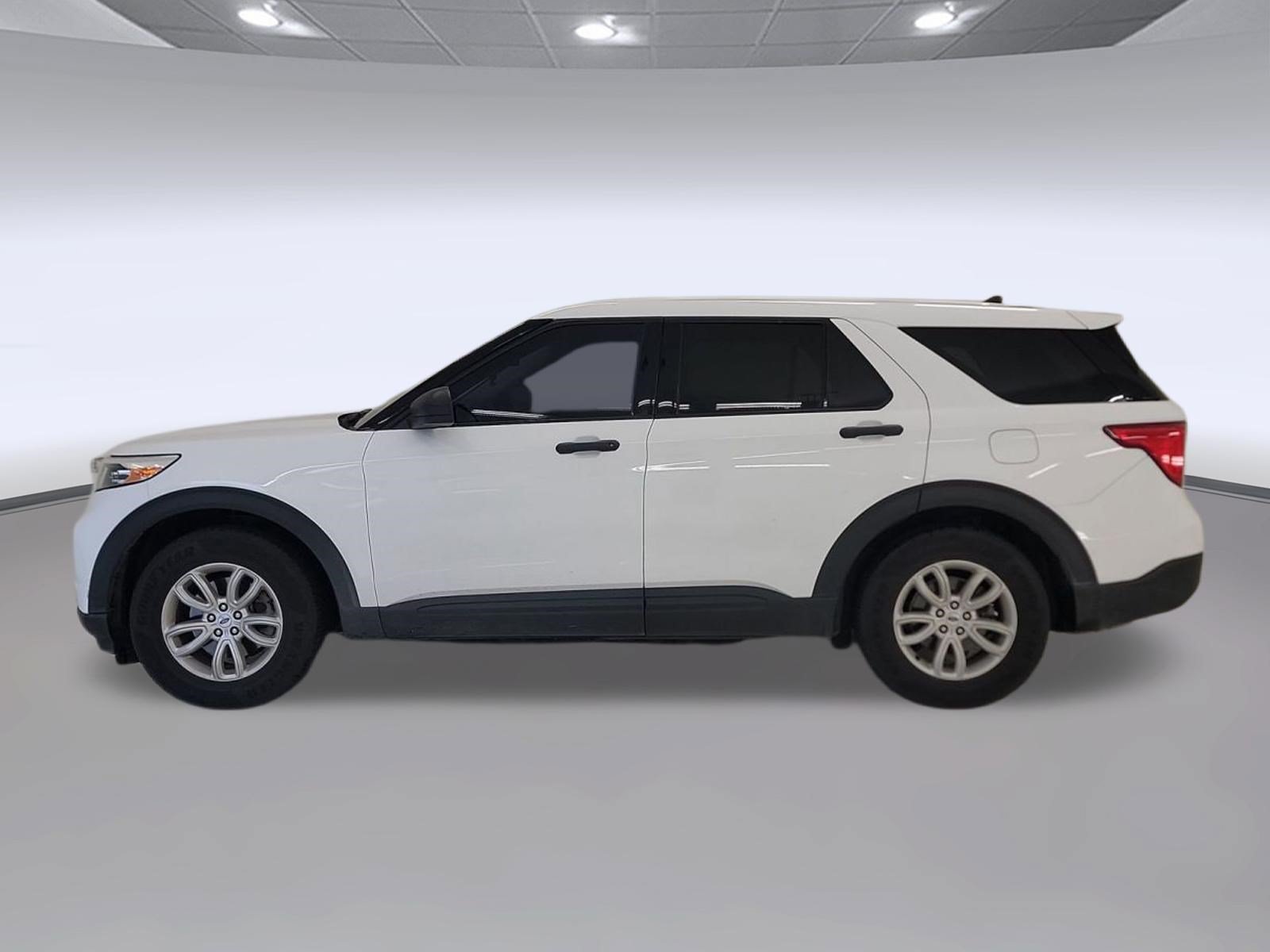 Certified 2021 Ford Explorer 2WD image 2