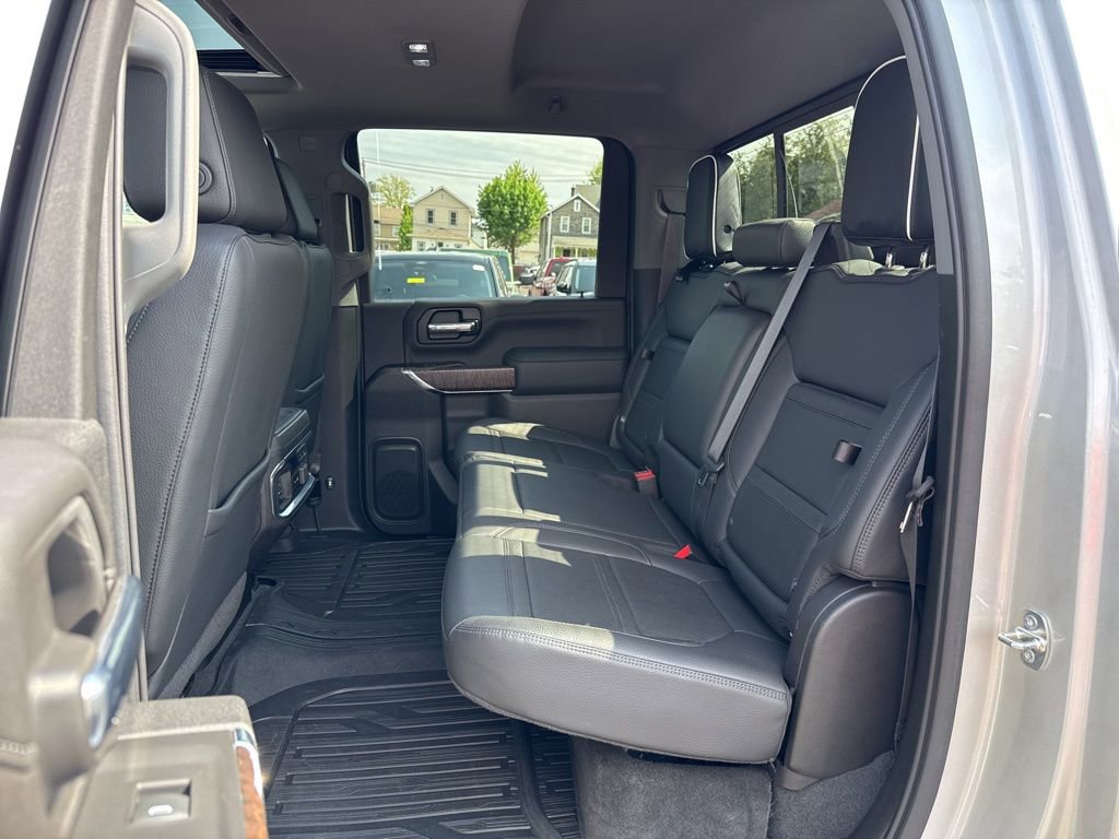 Used 2020 GMC Sierra 3500 Denali w/ Denali Ultimate Package AWD/4WD image 17