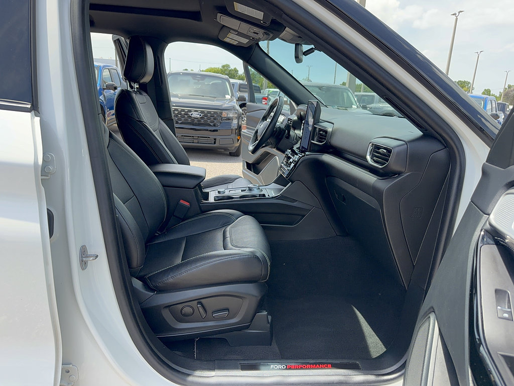 Certified 2023 Ford Explorer ST AWD/4WD image 12
