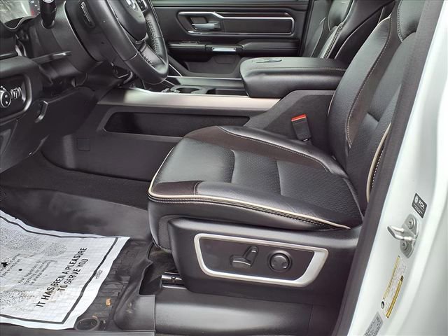 Used 2024 RAM 1500 Laramie image 13