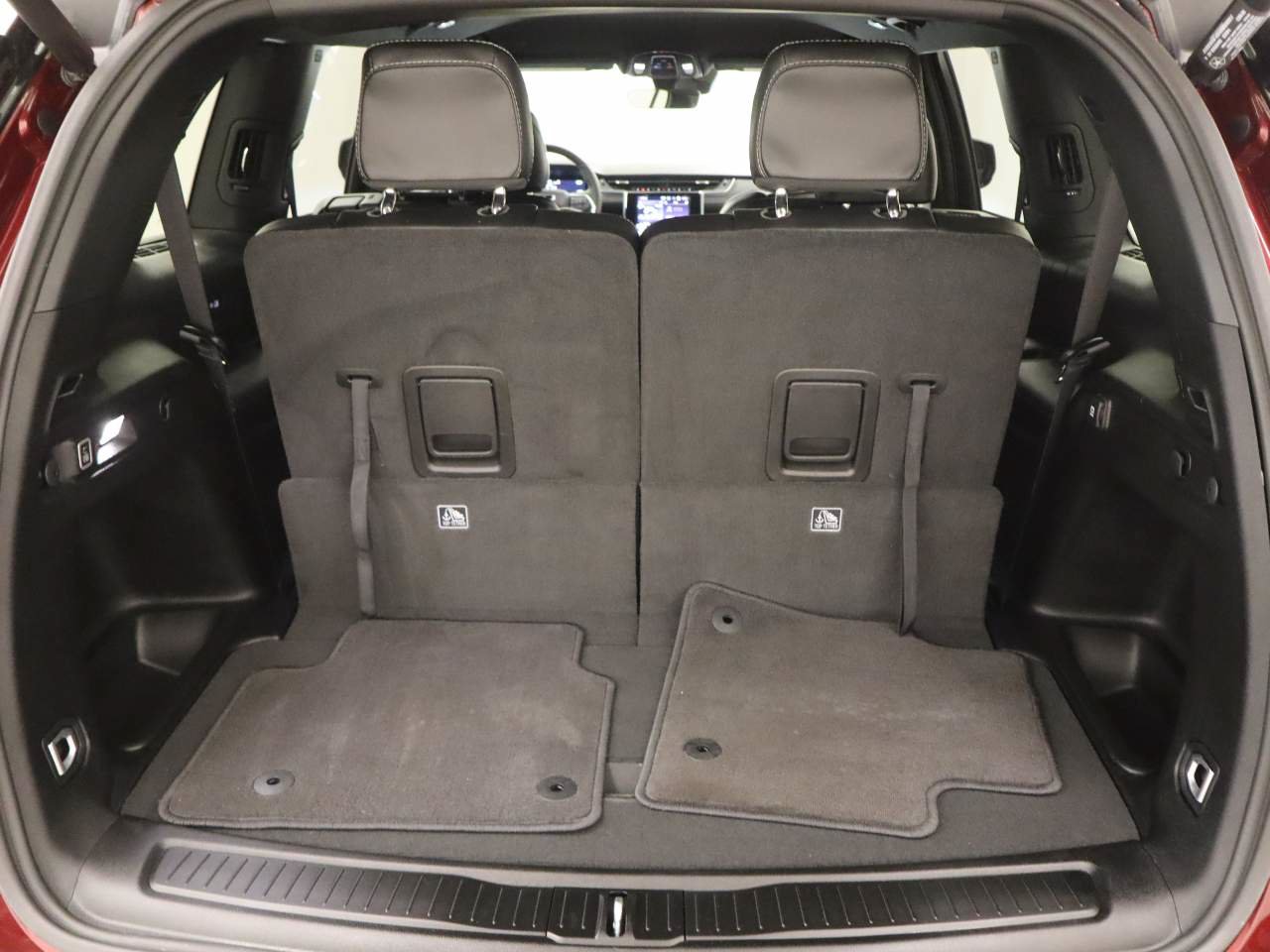 Used 2025 Jeep Grand Cherokee L Laredo AWD/4WD image 19