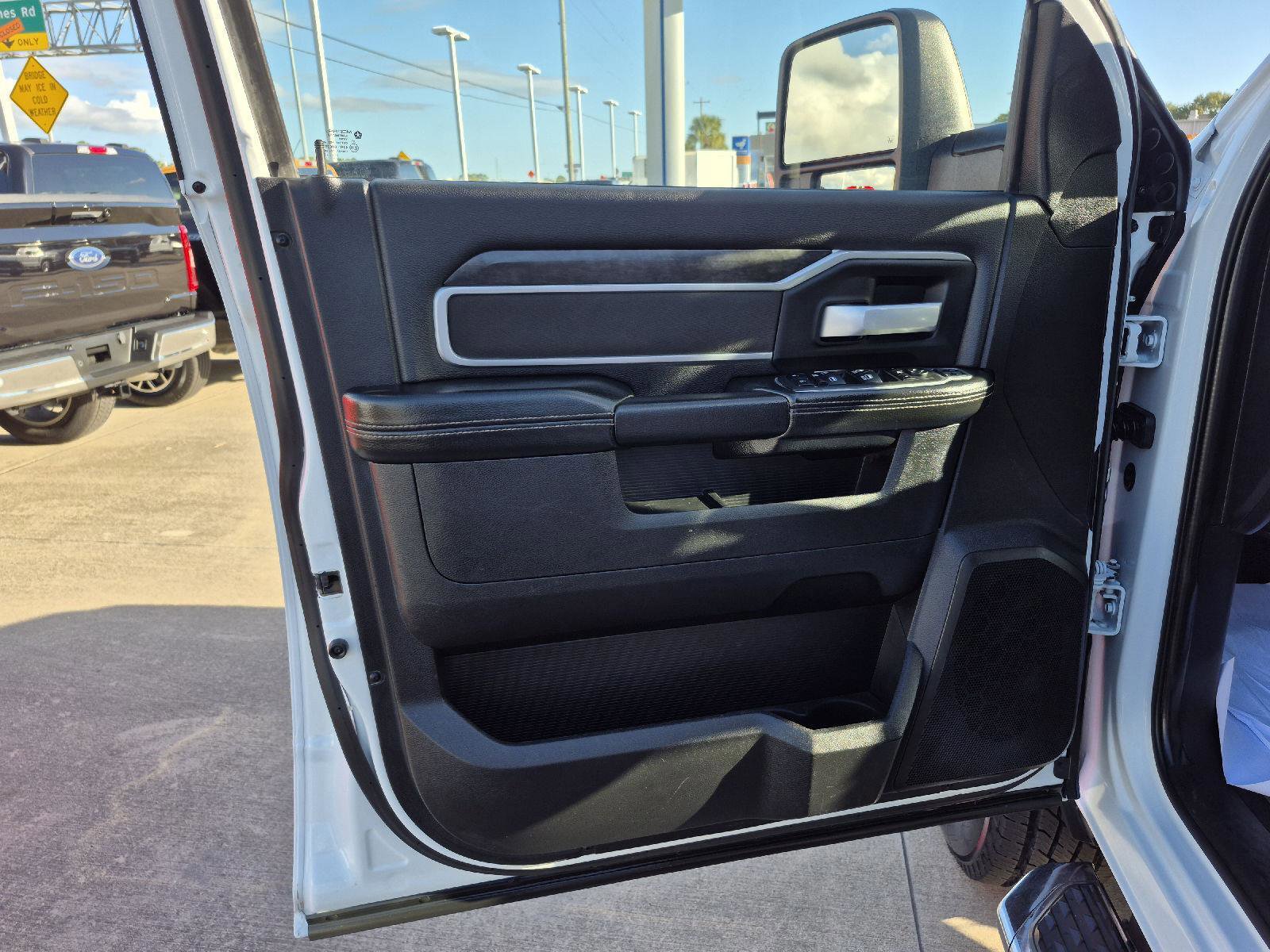 Used 2024 RAM 2500 Big Horn image 11