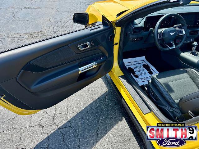 Certified 2024 Ford Mustang Convertible RWD image 15