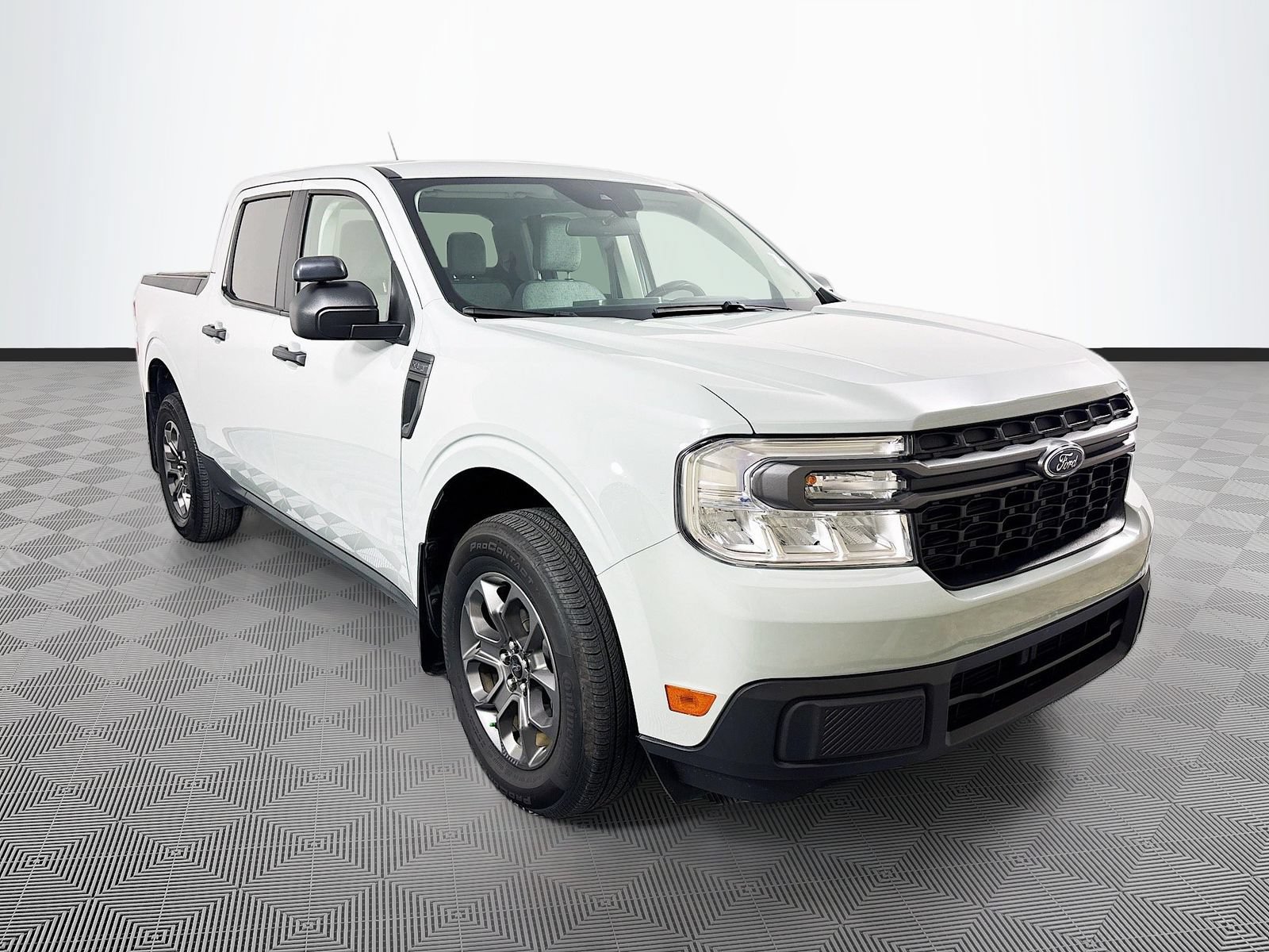 Certified 2024 Ford Maverick XLT