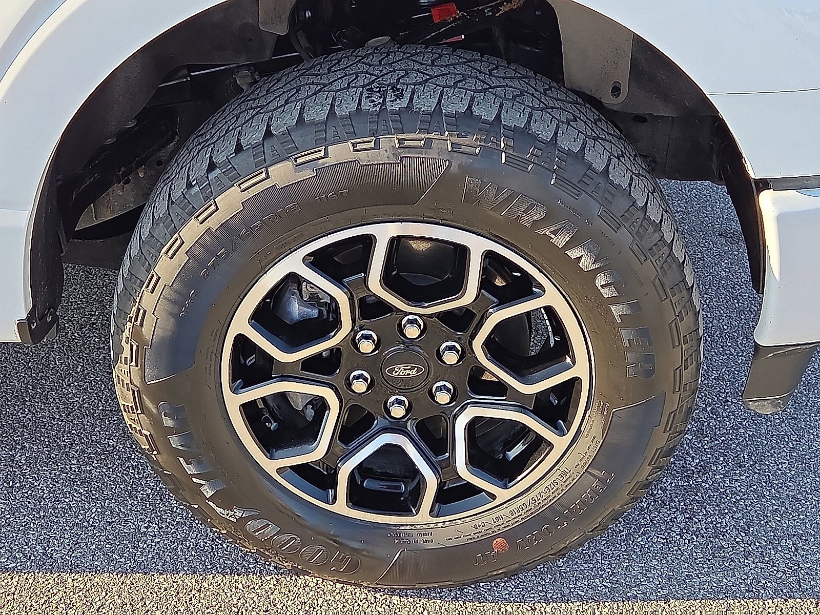 Certified 2022 Ford F150 XLT w/ Equipment Group 302A High image 7