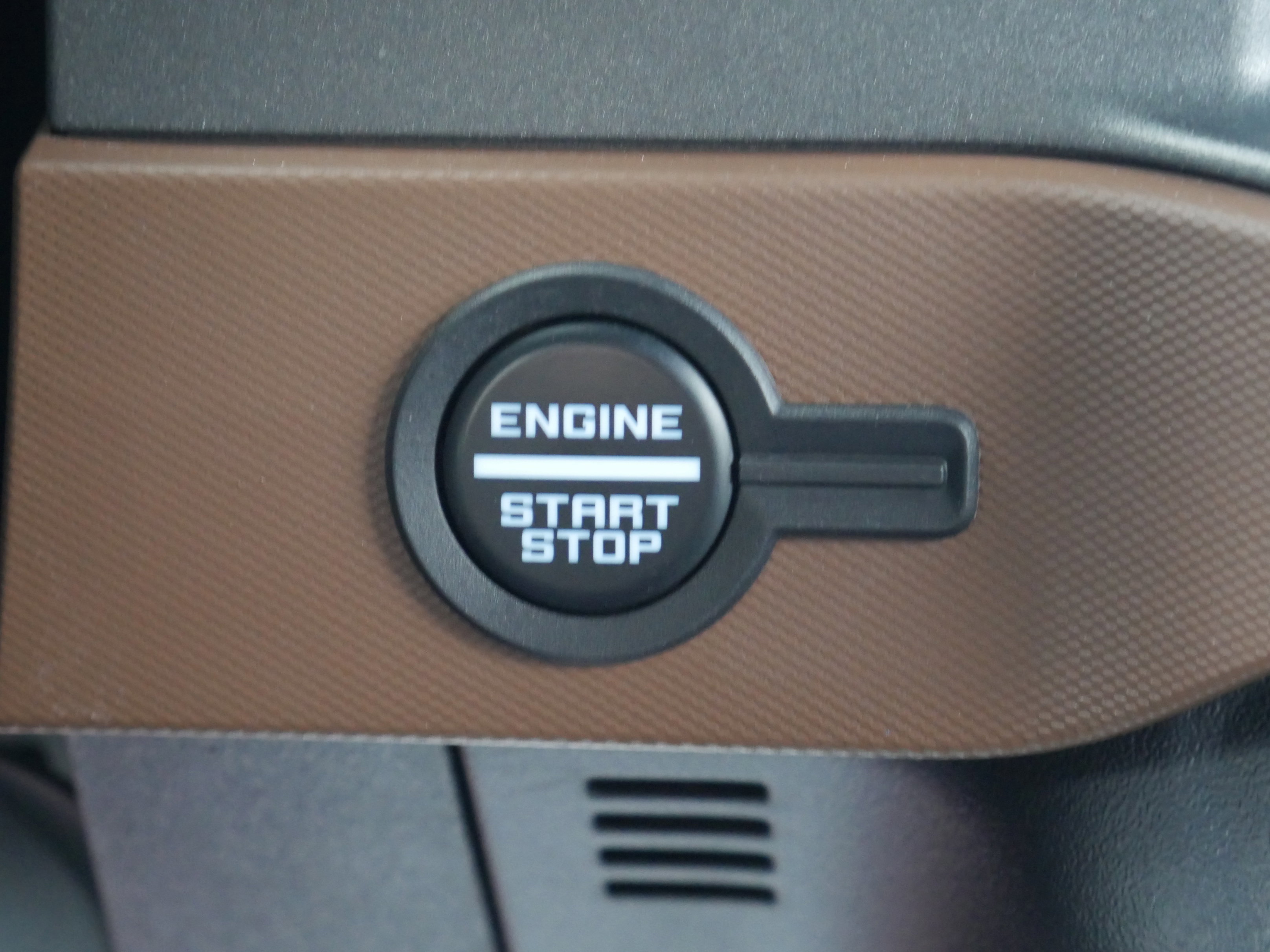 Certified 2024 Ford Bronco Outer Banks AWD/4WD image 14