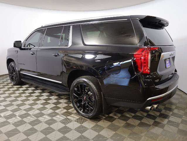Used 2024 GMC Yukon XL Denali AWD/4WD image 7