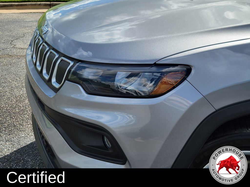 Used 2022 Jeep Compass Latitude w/ Convenience Group AWD/4WD image 11
