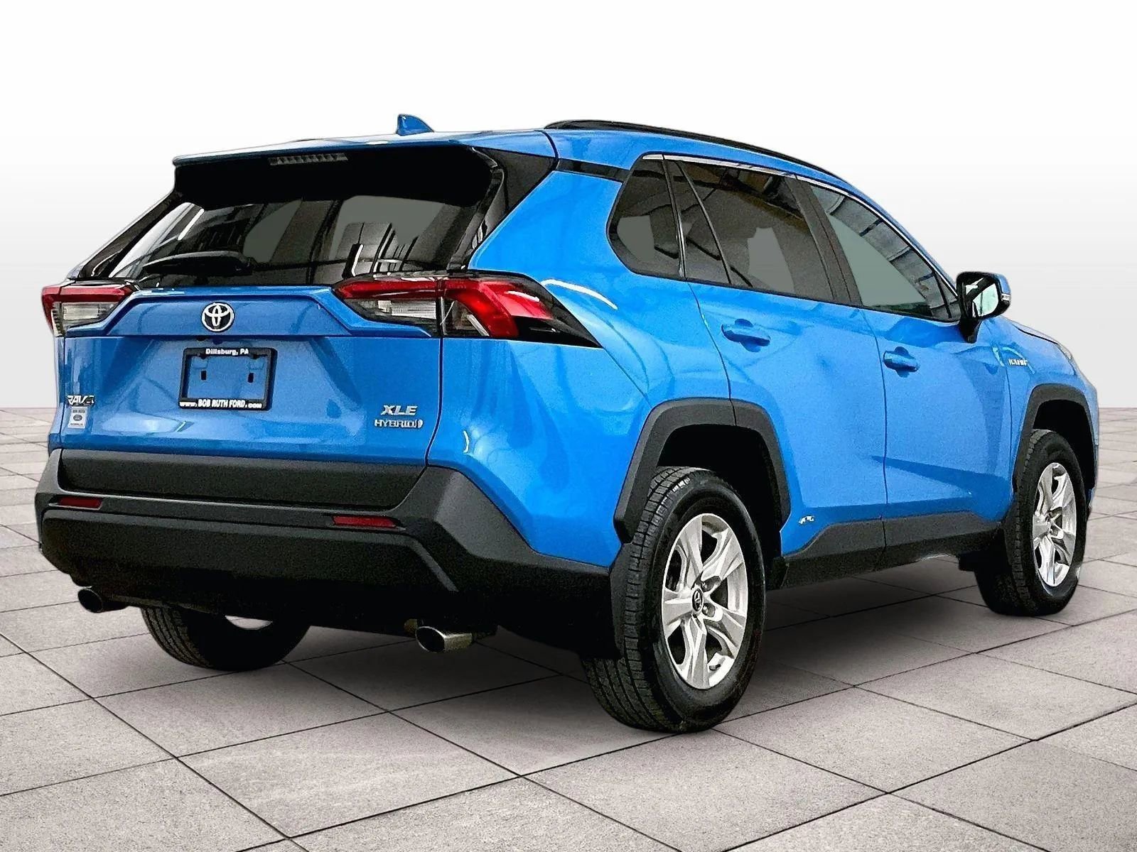 Used 2019 Toyota RAV4 XLE image 11