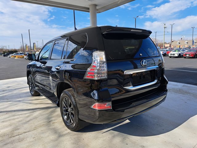 Used 2023 Lexus GX 460 Premium image 2
