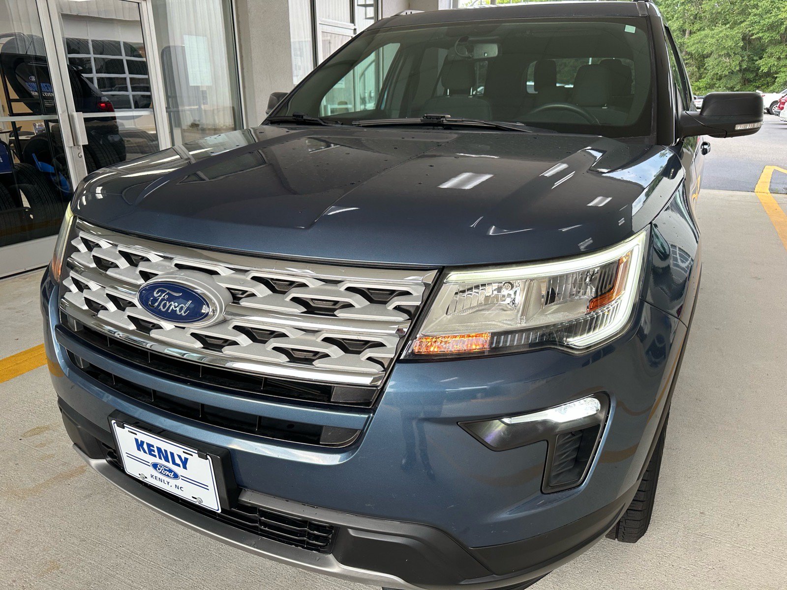 Certified 2019 Ford Explorer XLT w/ Equipment Group 201A FWD image 2
