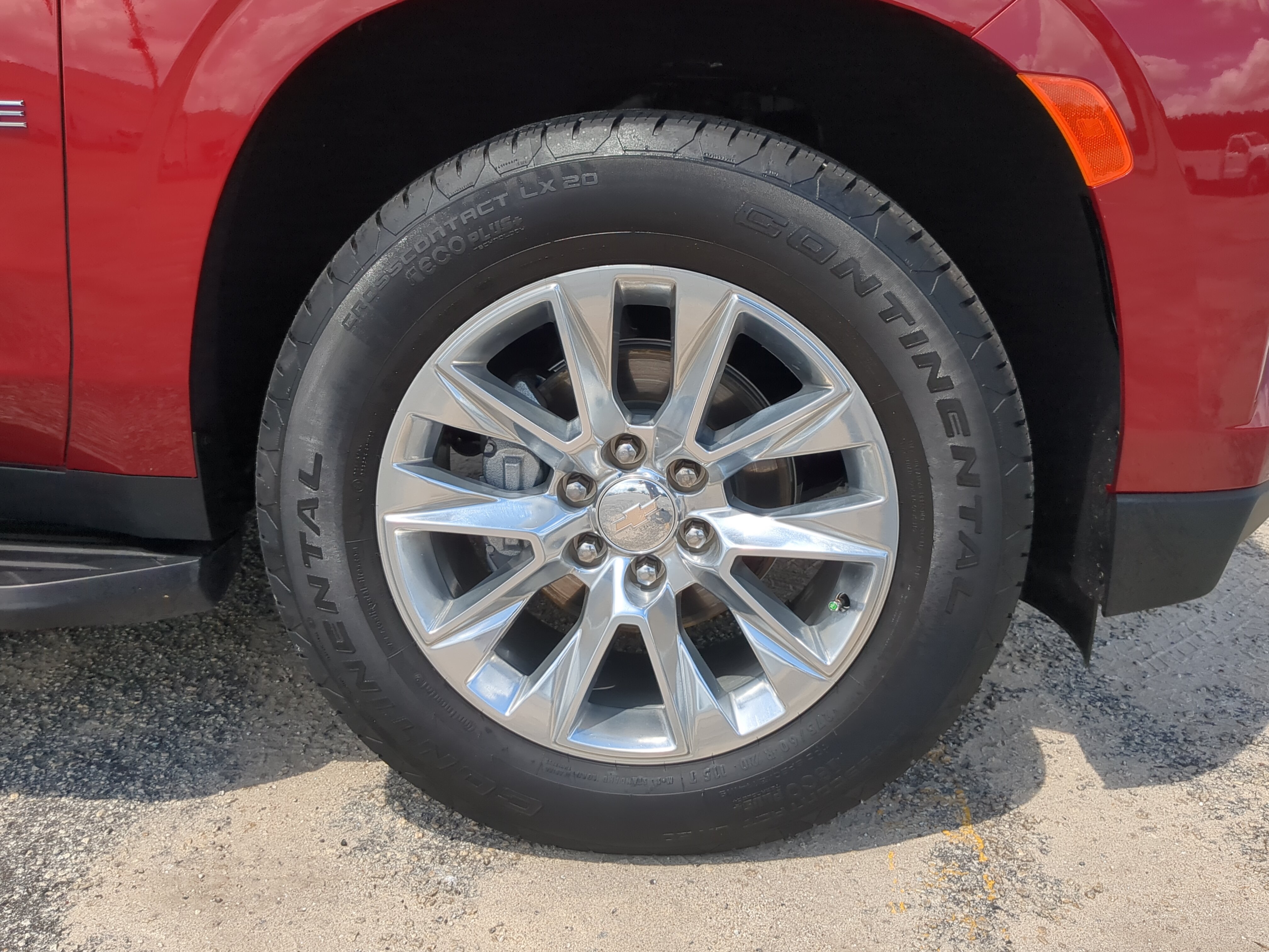 Used 2023 Chevrolet Tahoe Premier AWD/4WD image 8