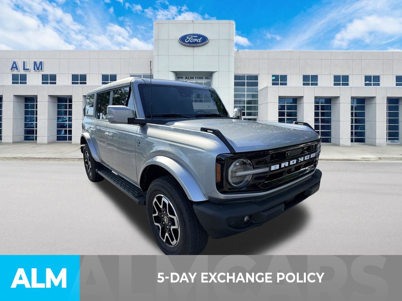 Certified 2022 Ford Bronco Outer Banks AWD/4WD image 3