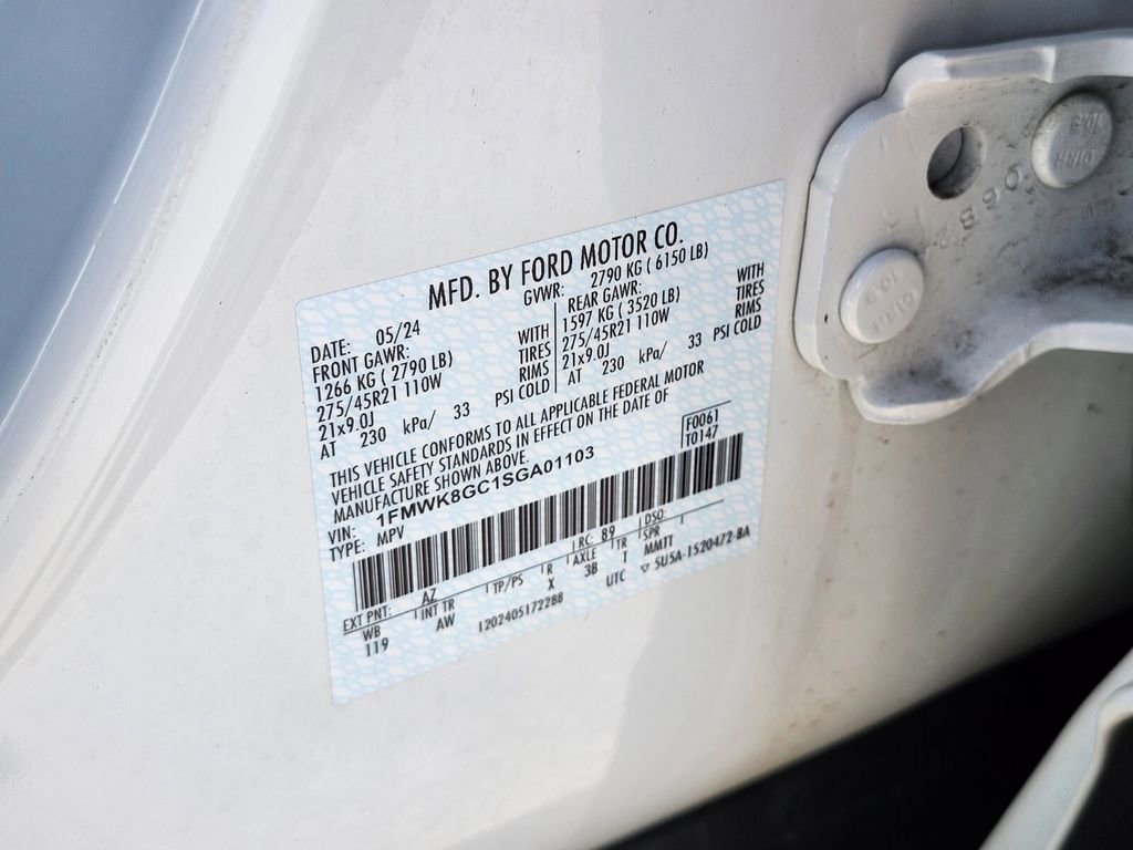 Certified 2025 Ford Explorer ST image 39