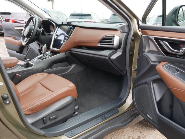 Used 2020 Subaru Outback Touring w/ Popular Package #2 image 19