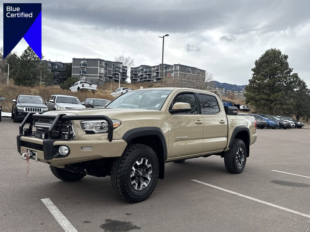 Used 2017 Toyota Tacoma TRD Off-Road image 1