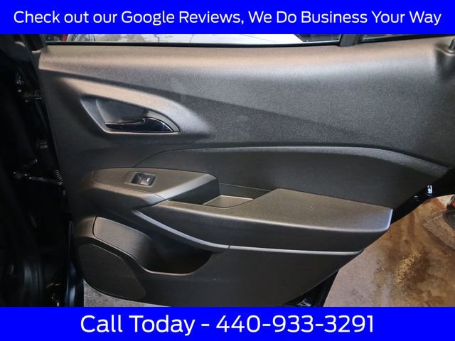 Used 2025 Chevrolet Trax RS w/ Sunroof Package FWD image 38