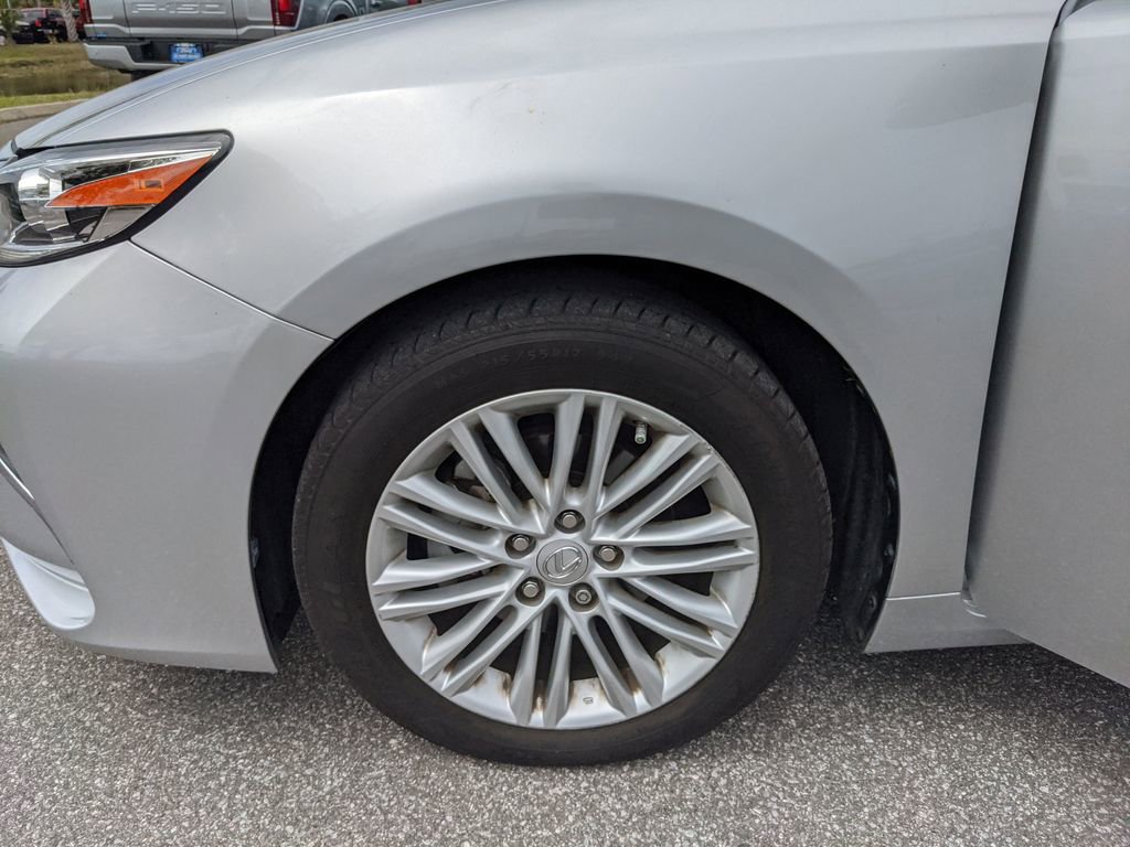 Used 2017 Lexus ES 350 w/ Premium Package FWD image 35