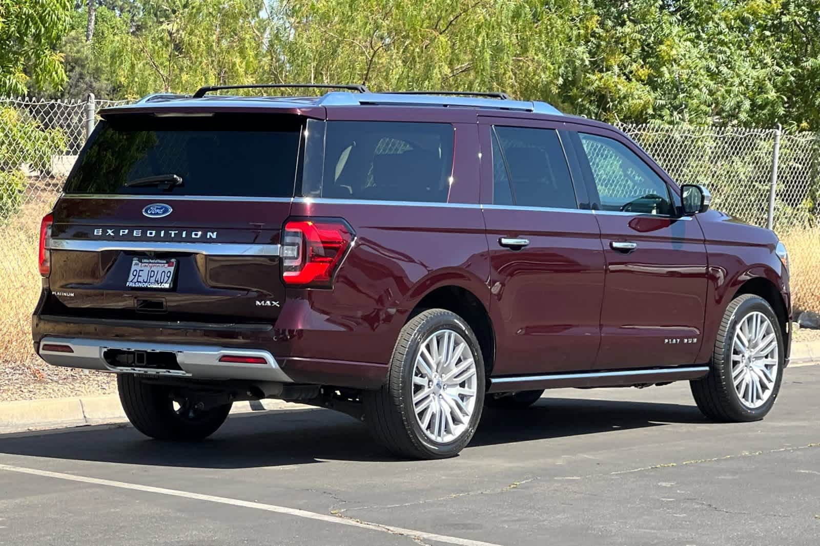 Certified 2023 Ford Expedition Max Platinum AWD/4WD image 2