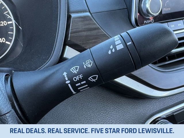 Used 2024 Nissan Altima 2.5 SV image 21