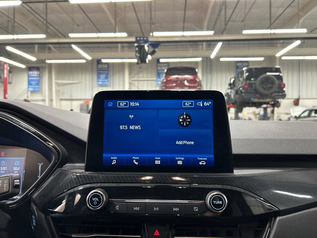 Certified 2024 Ford Escape ST-Line AWD/4WD image 18