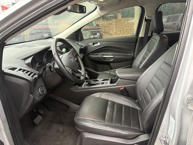 Certified 2019 Ford Escape Titanium image 12