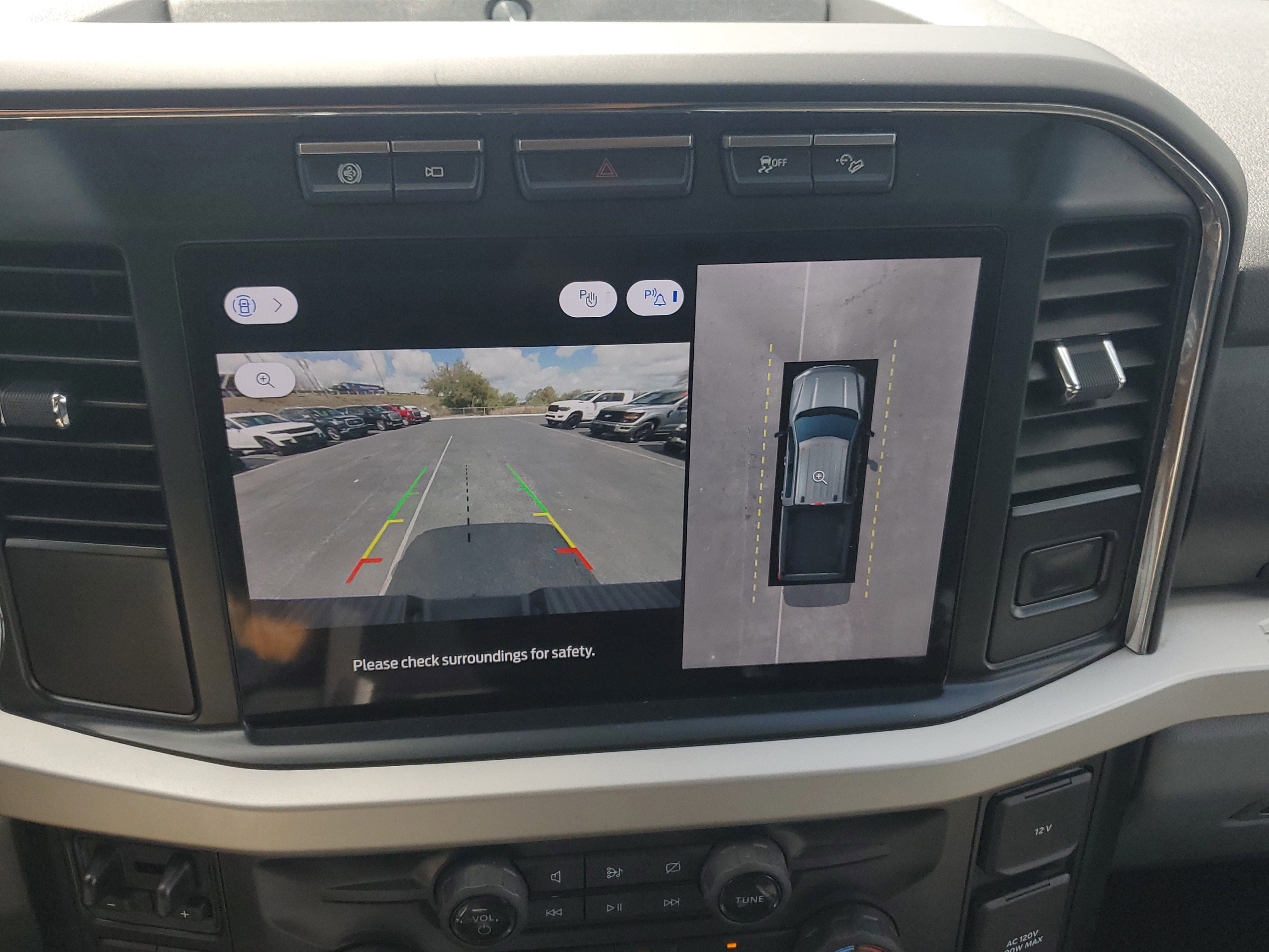 Certified 2024 Ford F250 XLT w/ XLT Premium Package image 24