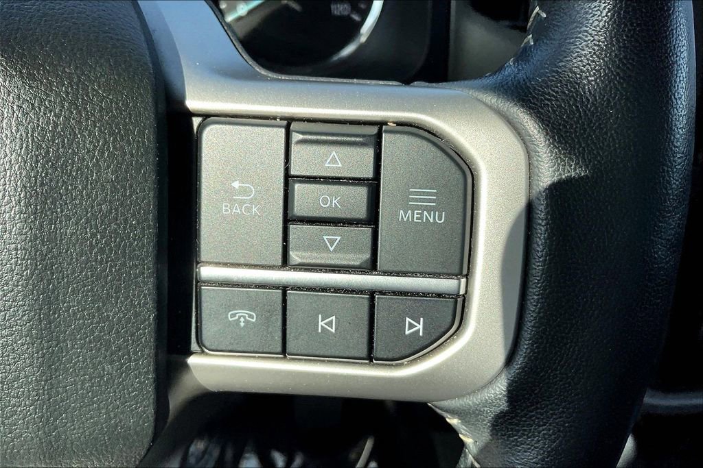 Certified 2024 Ford Expedition Max XLT image 12