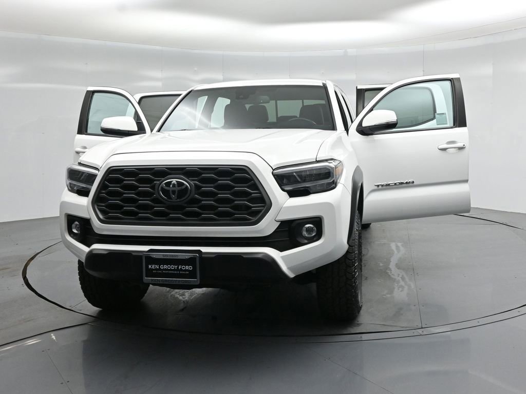 Used 2023 Toyota Tacoma TRD Off-Road image 52