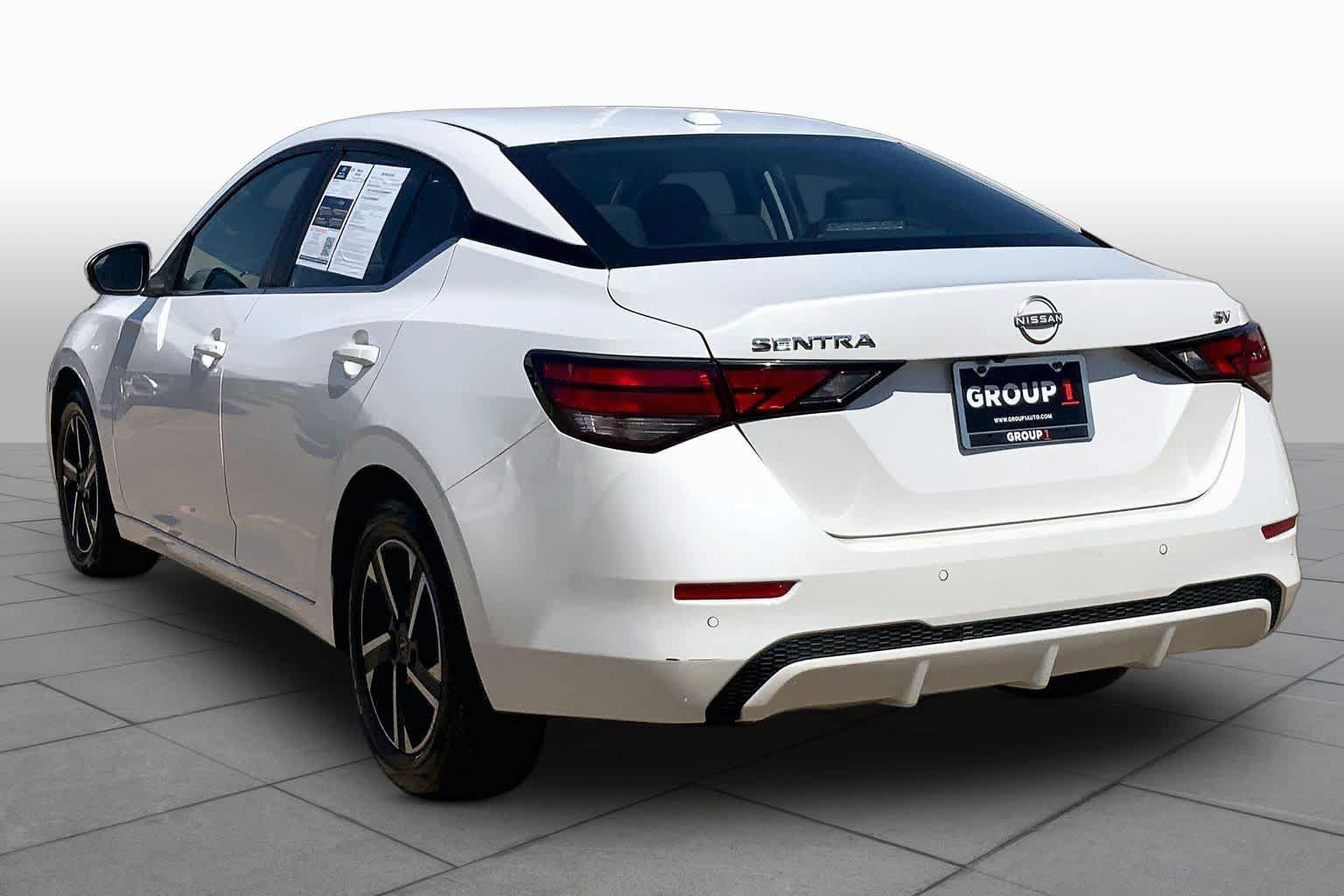 Used 2024 Nissan Sentra SV FWD image 12
