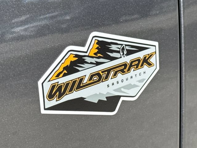 Certified 2024 Ford Bronco Wildtrak AWD/4WD image 6