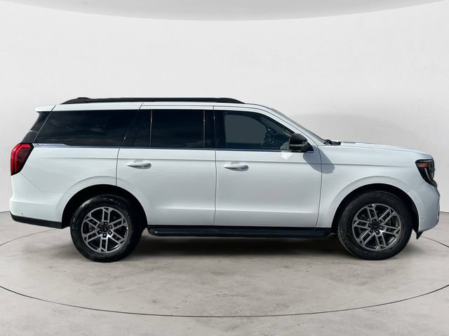Certified 2025 Ford Expedition Active AWD/4WD image 6