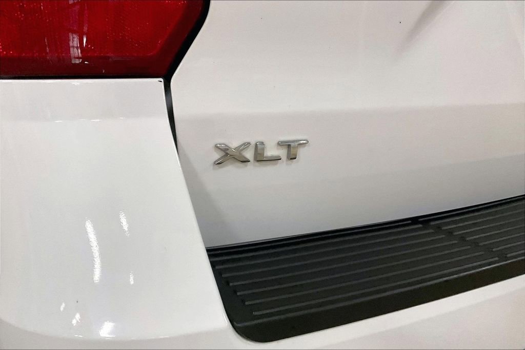 Certified 2020 Ford Expedition XLT w/ Equipment Group 201A AWD/4WD image 8