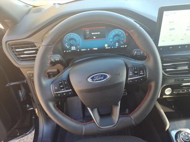 Certified 2023 Ford Escape ST-Line Select w/ Tech Pack #2 image 18