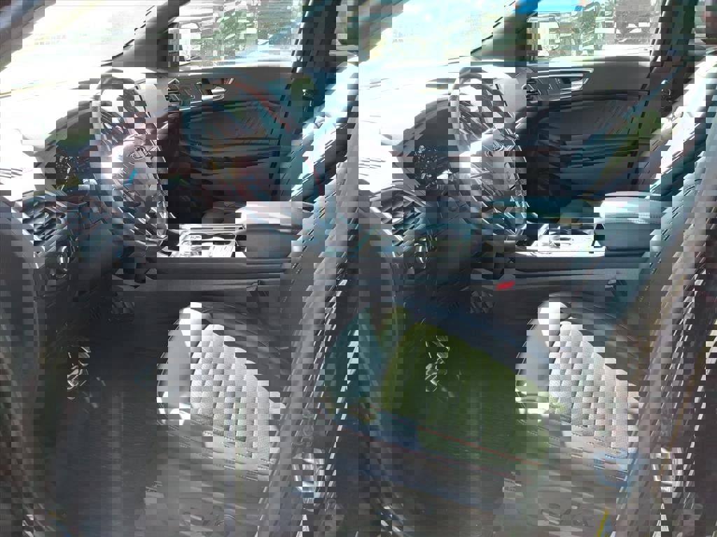 Certified 2024 Ford Edge ST-Line image 11