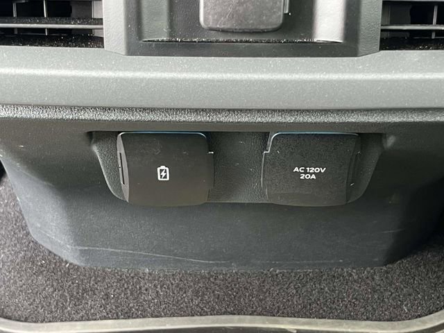 Certified 2023 Ford F150 Lariat w/ Equipment Group 502A High image 12