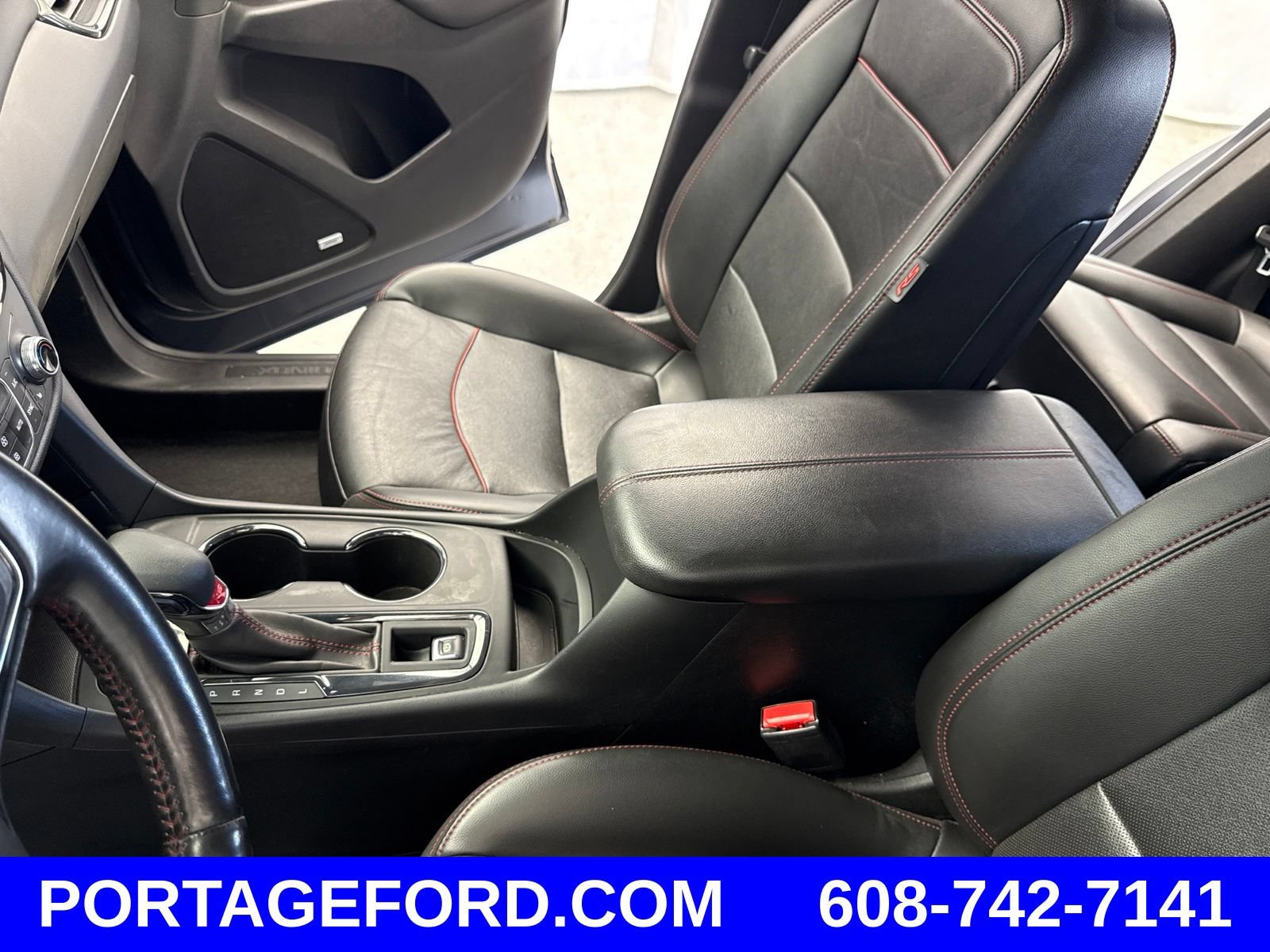 Used 2022 Chevrolet Equinox RS w/ RS Leather Package AWD/4WD image 19