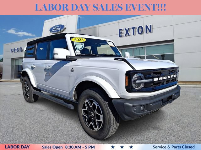 Certified 2023 Ford Bronco Outer Banks AWD/4WD image 1