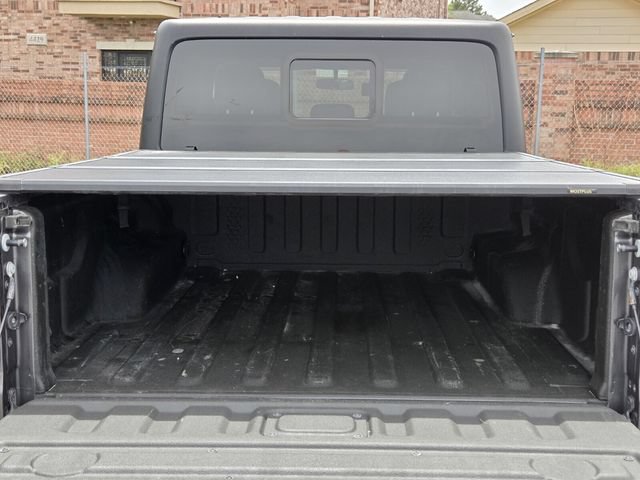 Used 2023 Jeep Gladiator Sport AWD/4WD image 13