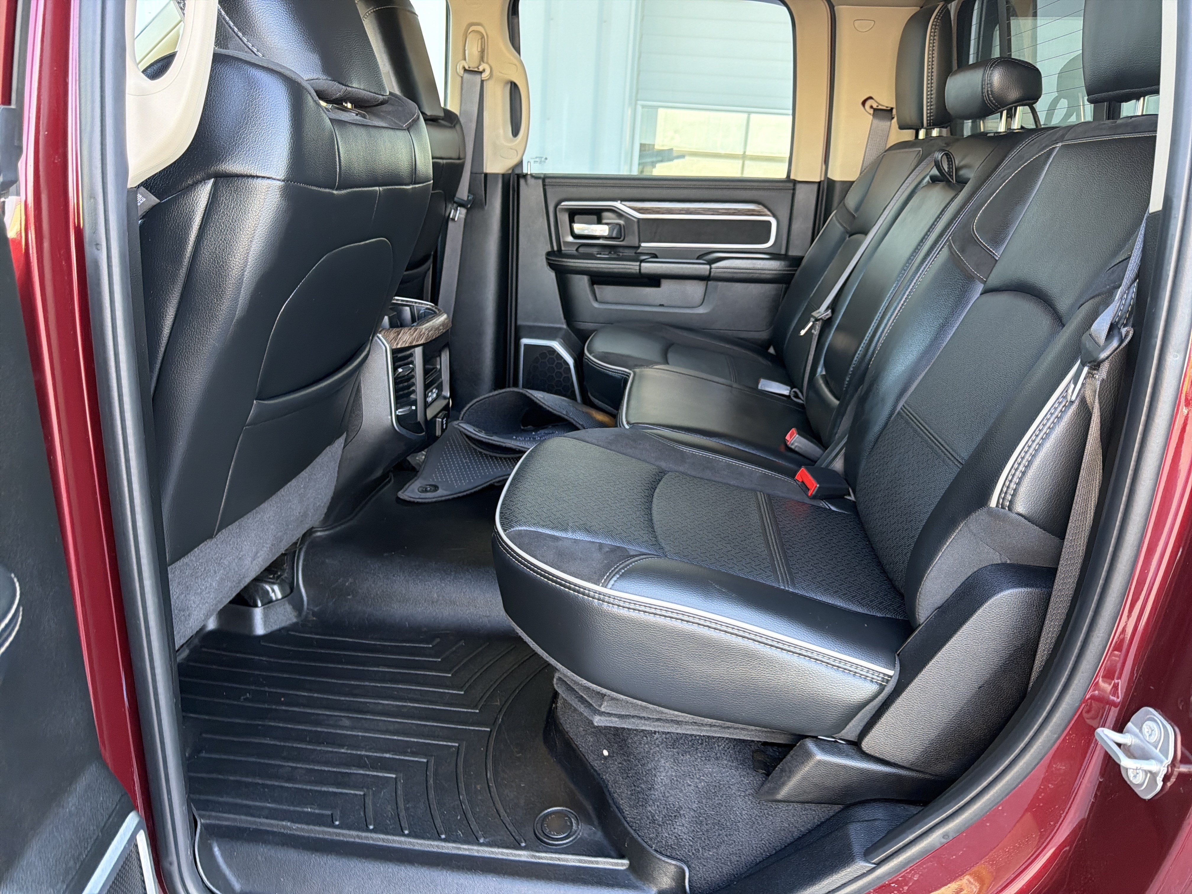 Used 2021 RAM 2500 Laramie AWD/4WD image 34