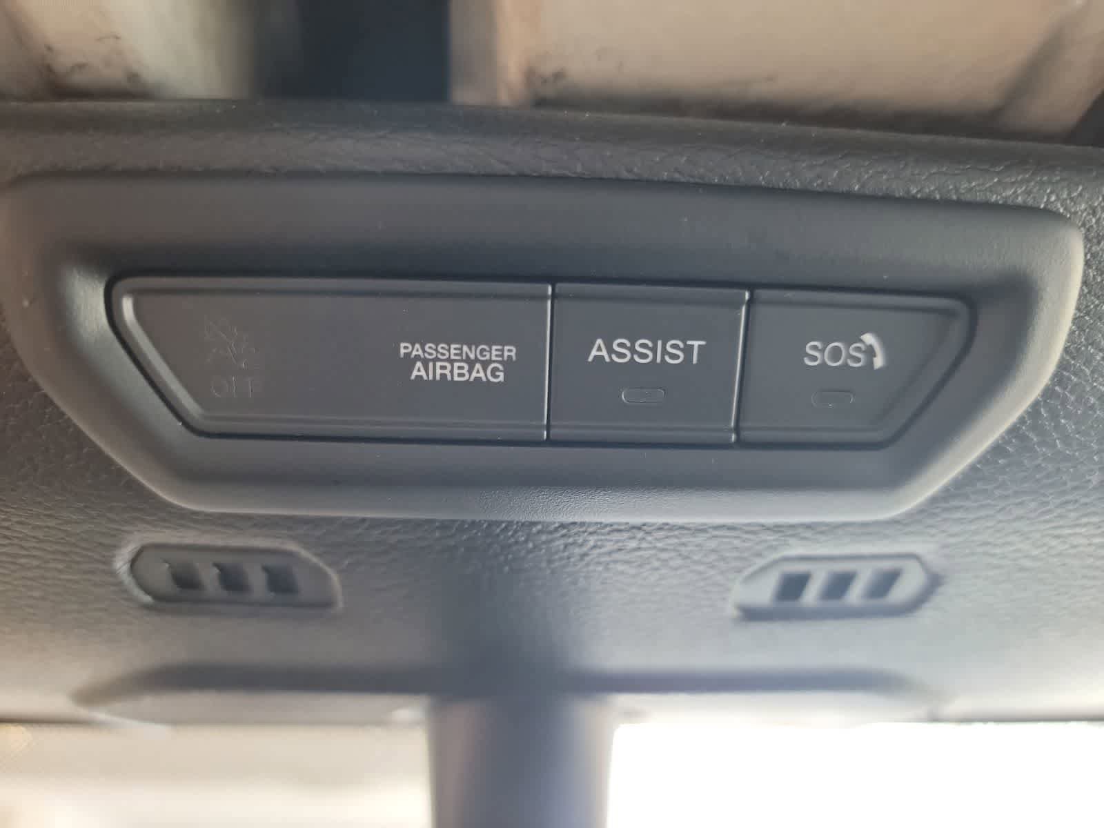 Used 2023 Jeep Gladiator Overland AWD/4WD image 17