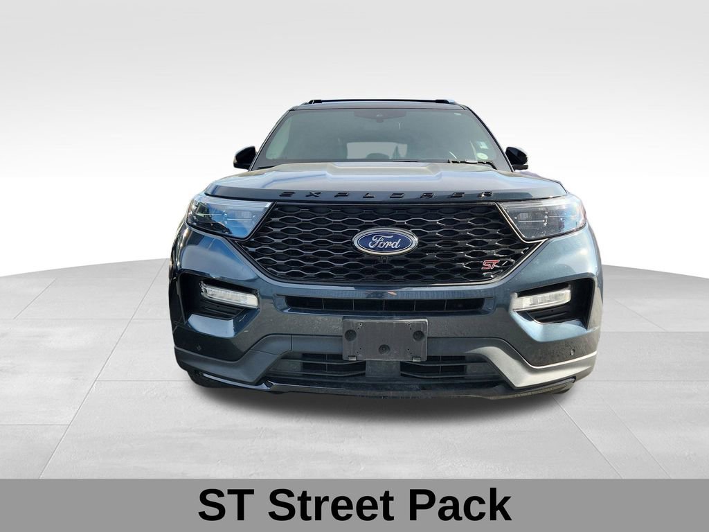 Certified 2023 Ford Explorer ST w/ Equipment Group 401A image 3